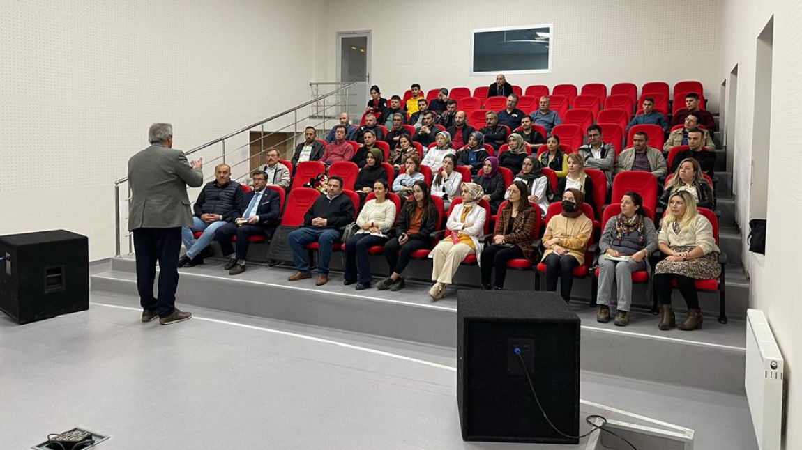 Lider Öğretmen Semineri - Prof. Dr. Necati Cemaloğlu 